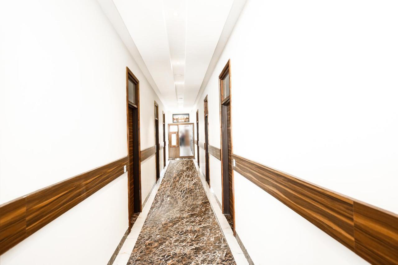 Hotel Woodcrest Zirakpur - Best Family Hotel By - A Unit Of Sidham Group Экстерьер фото
